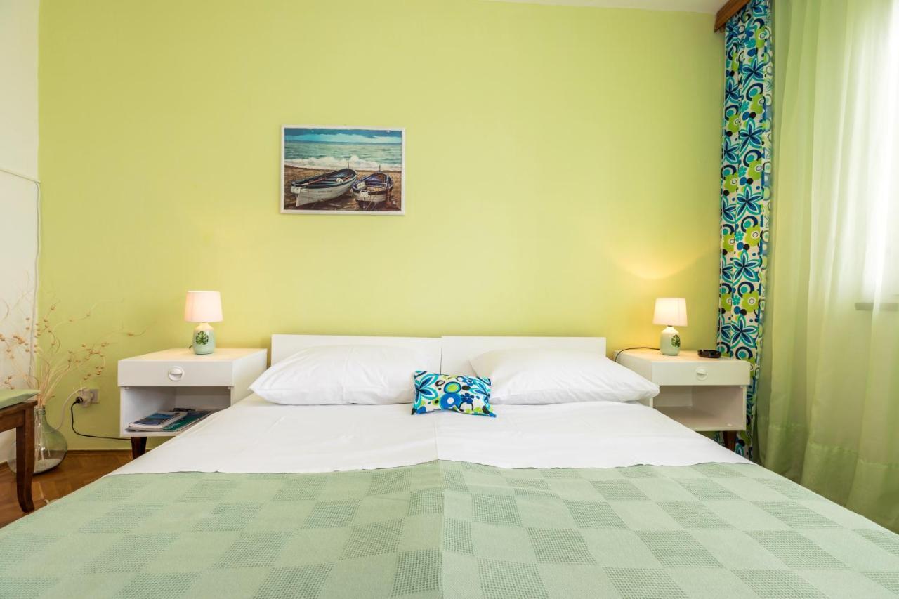 Muzic Budget Double Room Mali Lošinj Exterior foto